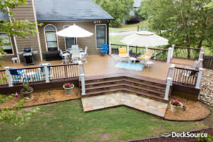 CUSTOM DECK BUILDERS