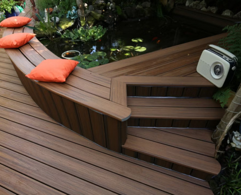 trn-uk-loughborough-2411-tt-sr-garden-bench-pond_Large